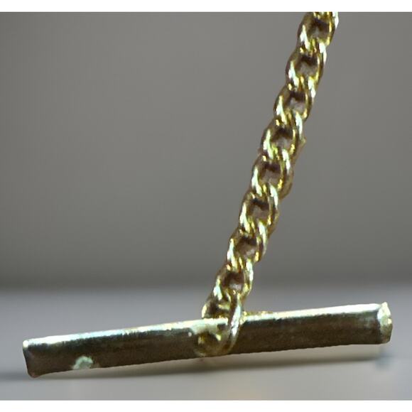 Vintage Vagabond Square Tie Tack Pin Gold Toned with Bar Chain USA - Picture 3 of 3